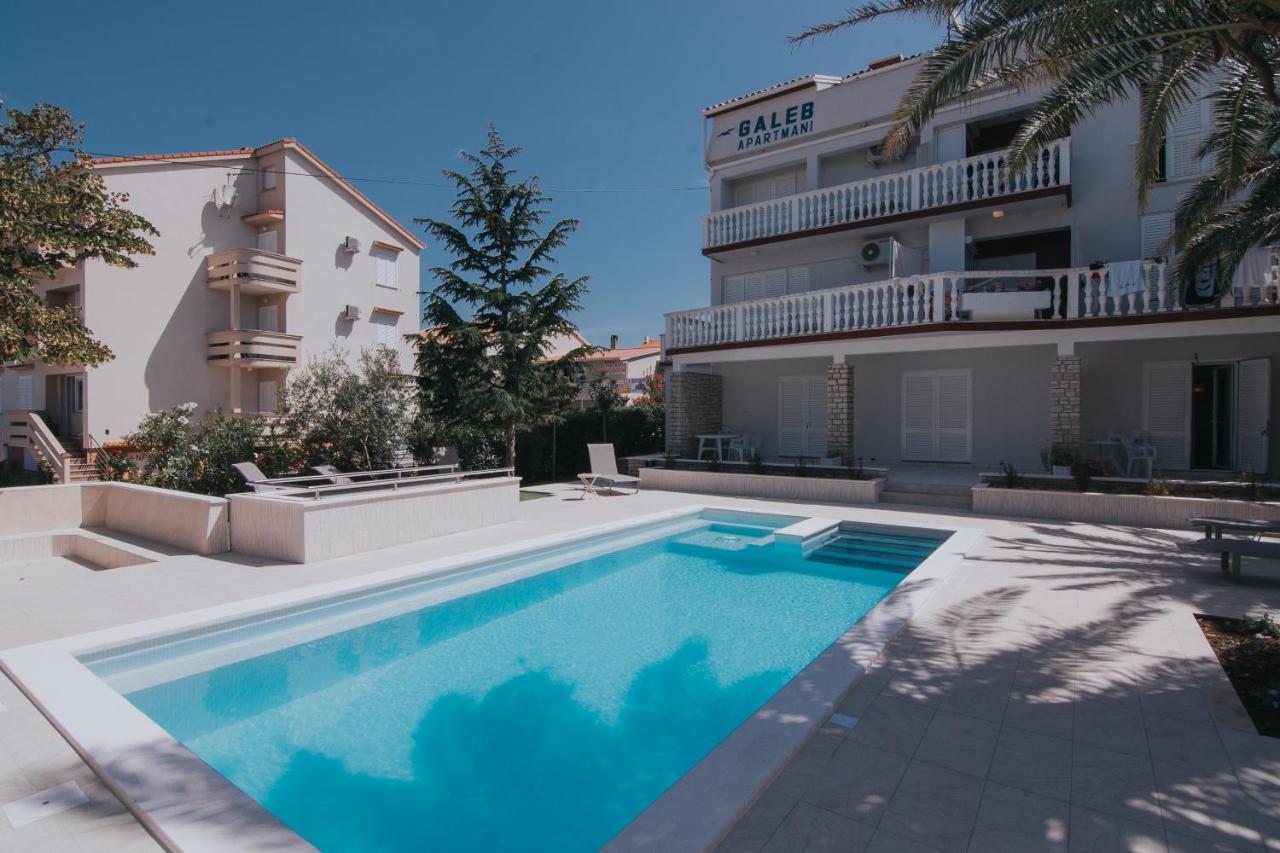 Seagull Pool Apartments & Studios Novalja Bagian luar foto