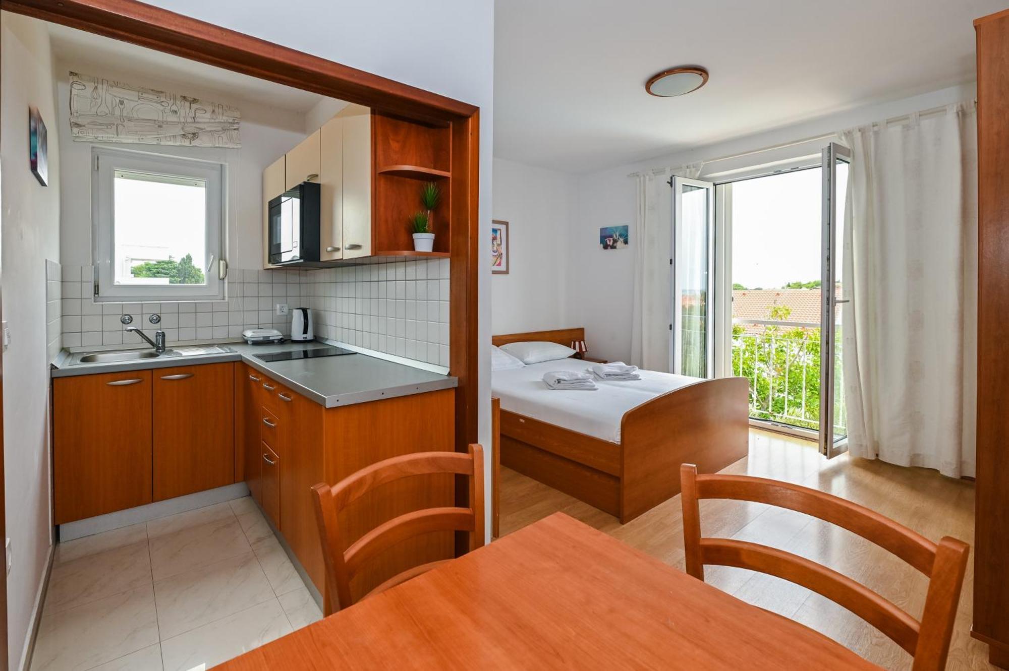 Seagull Pool Apartments & Studios Novalja Ruang foto