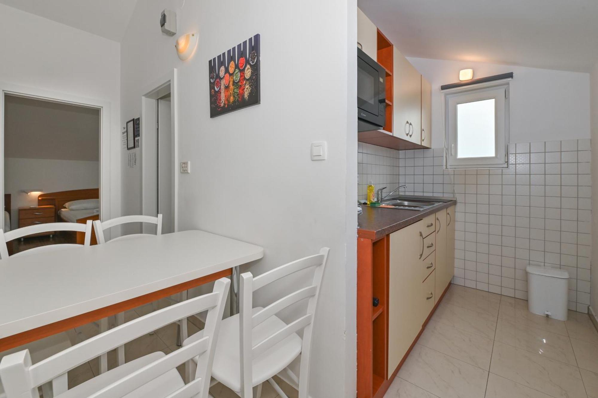 Seagull Pool Apartments & Studios Novalja Bagian luar foto